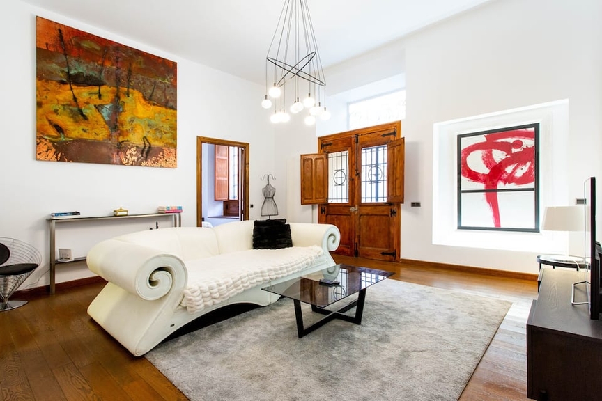 Lodging in the heart of Madrid Lodging in the heart of Madrid