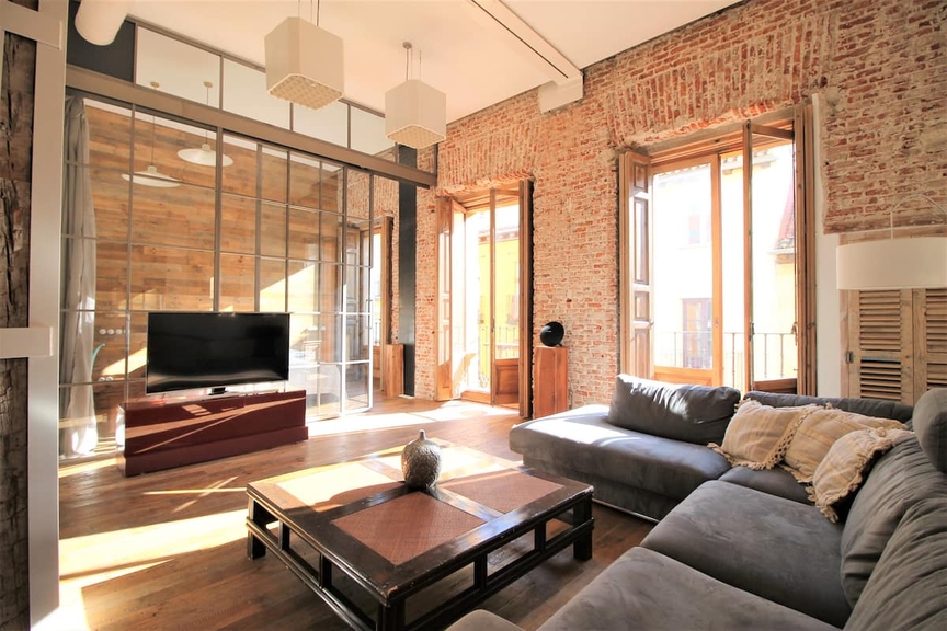 Rustic apartment in Madrid