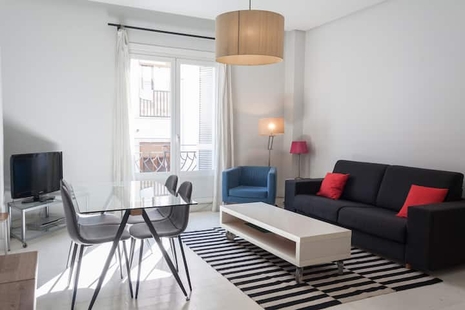 Spacious and bright apartment in the heart of Madrid